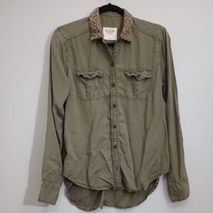 Abercrombie & Fitch Olive Green Shirt Crochet Collar S